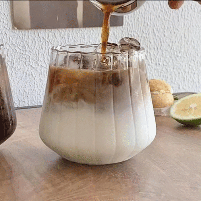 6pcs High Borosilicate Vertical Lines Latte Glasses