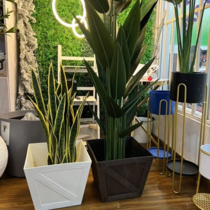 Wooden Finish Square Barrel Planter