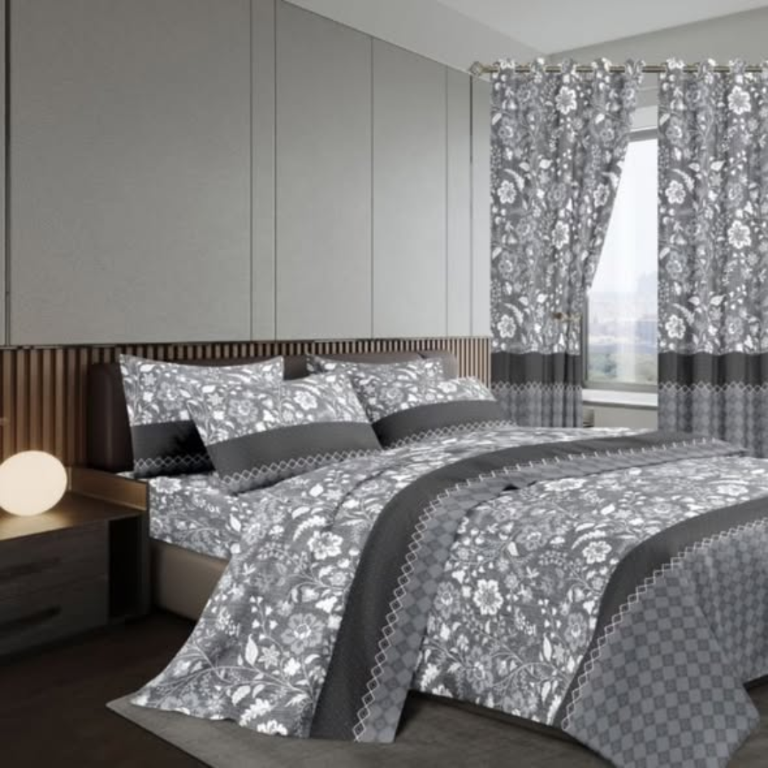 Woolen Duvet with Matching Curtains