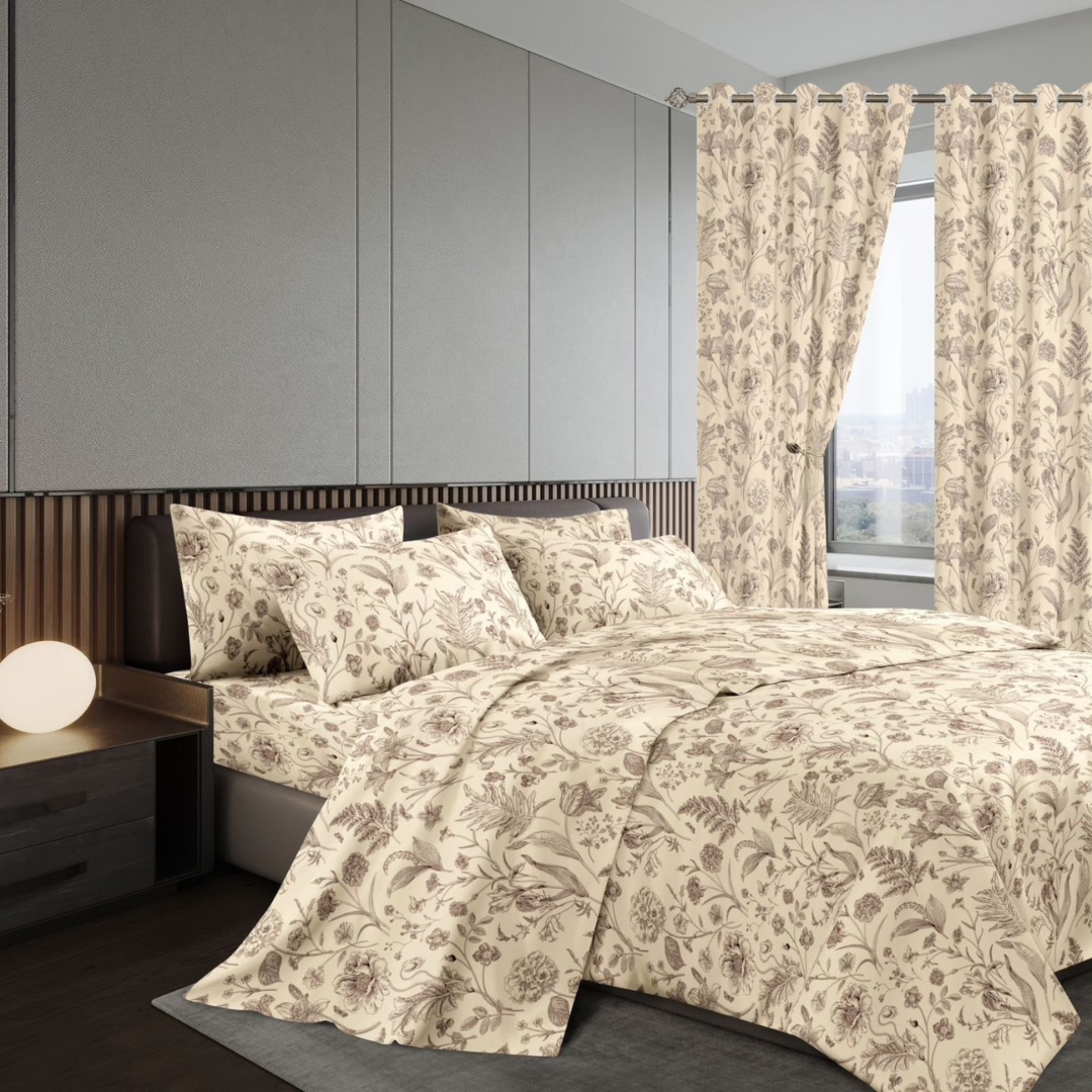 Woolen Duvet with Matching Curtains