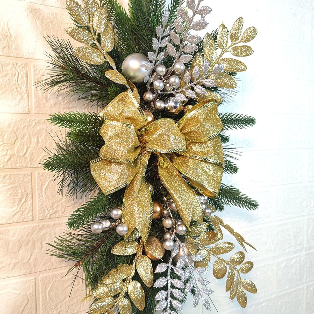 Christmas Staircase Wreath Decorations