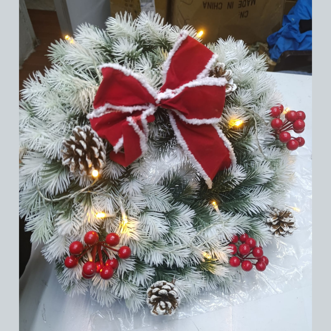 35cm Pre-Lit Christmas Wreath Decoration