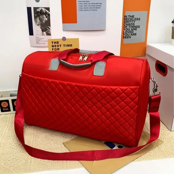 Quilted Large Waterproof Capacity Duffle Bag