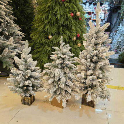 3pcs Pre Lit Mini Christmas Trees