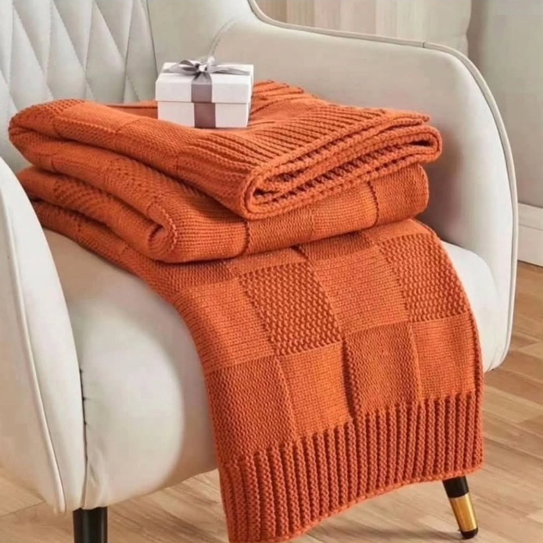 Knitted Throw Blanket