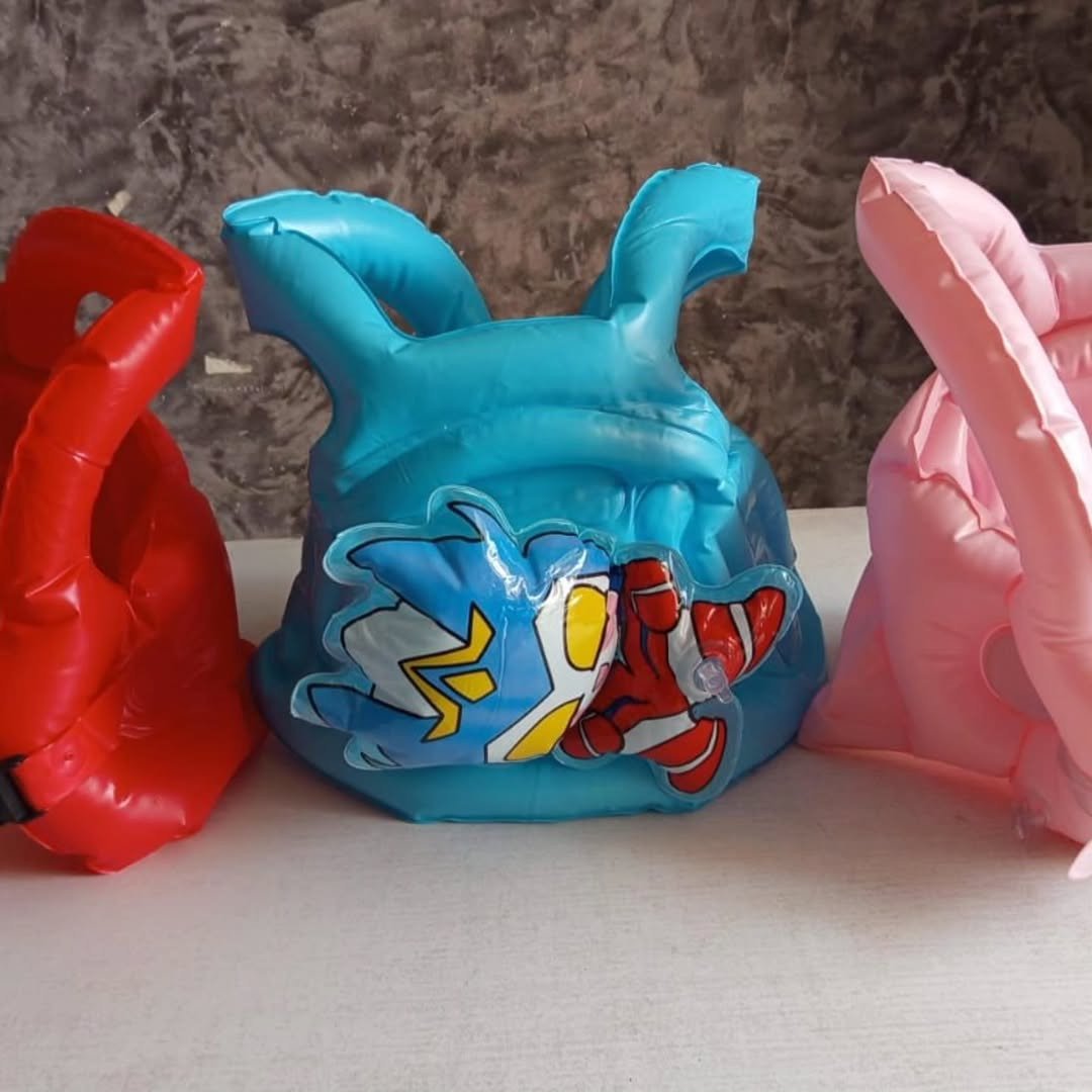 Floating Jacket Design