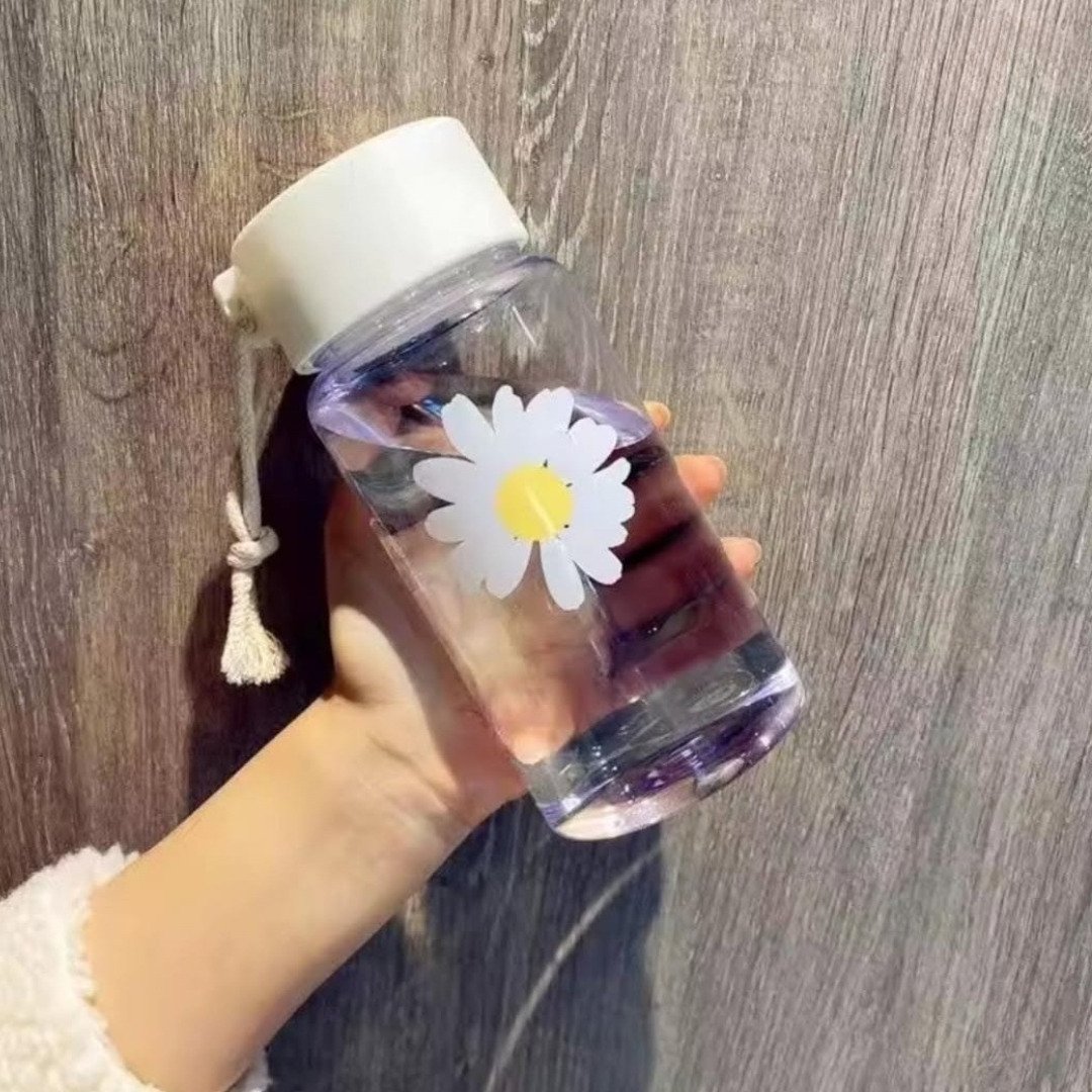 450ml Transparent Daisy Print Water Bottle - Image 2