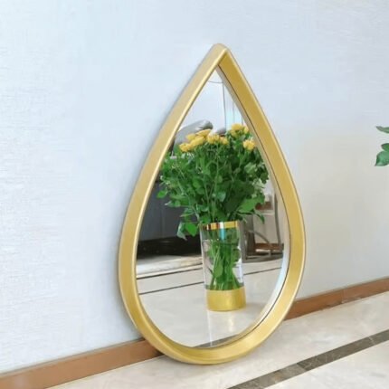 Decorative Oval Shaped Mirror