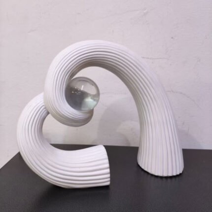 Nordic Desktop Resin Heart Art Ornament