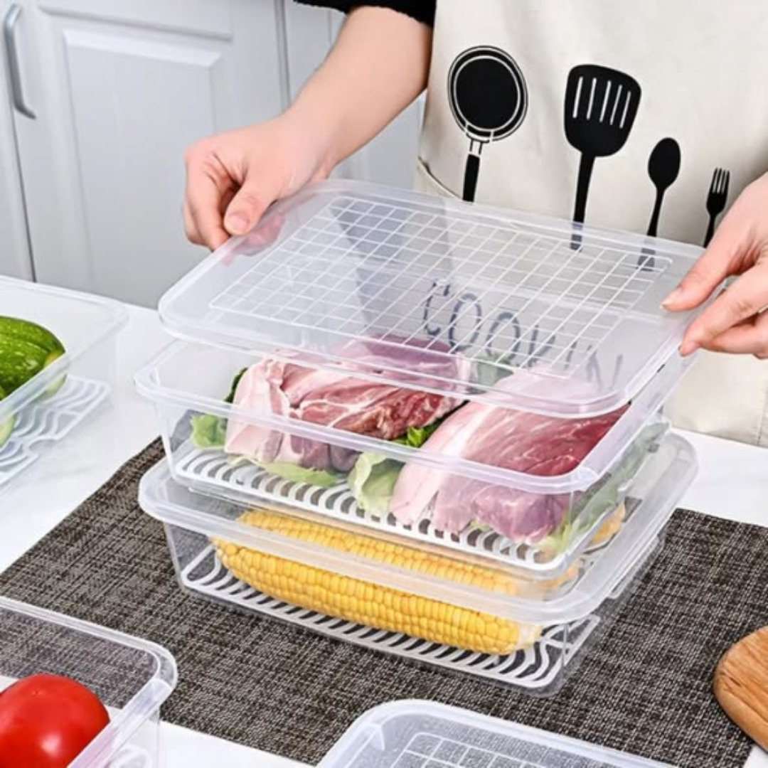 Stackable fridge storage box with drain plate