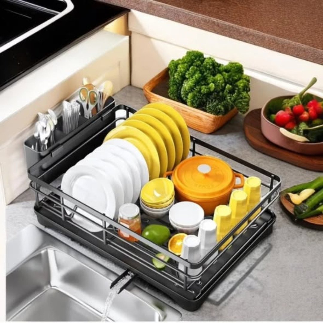 Single layer carbon metal dishrack with cutlery holder