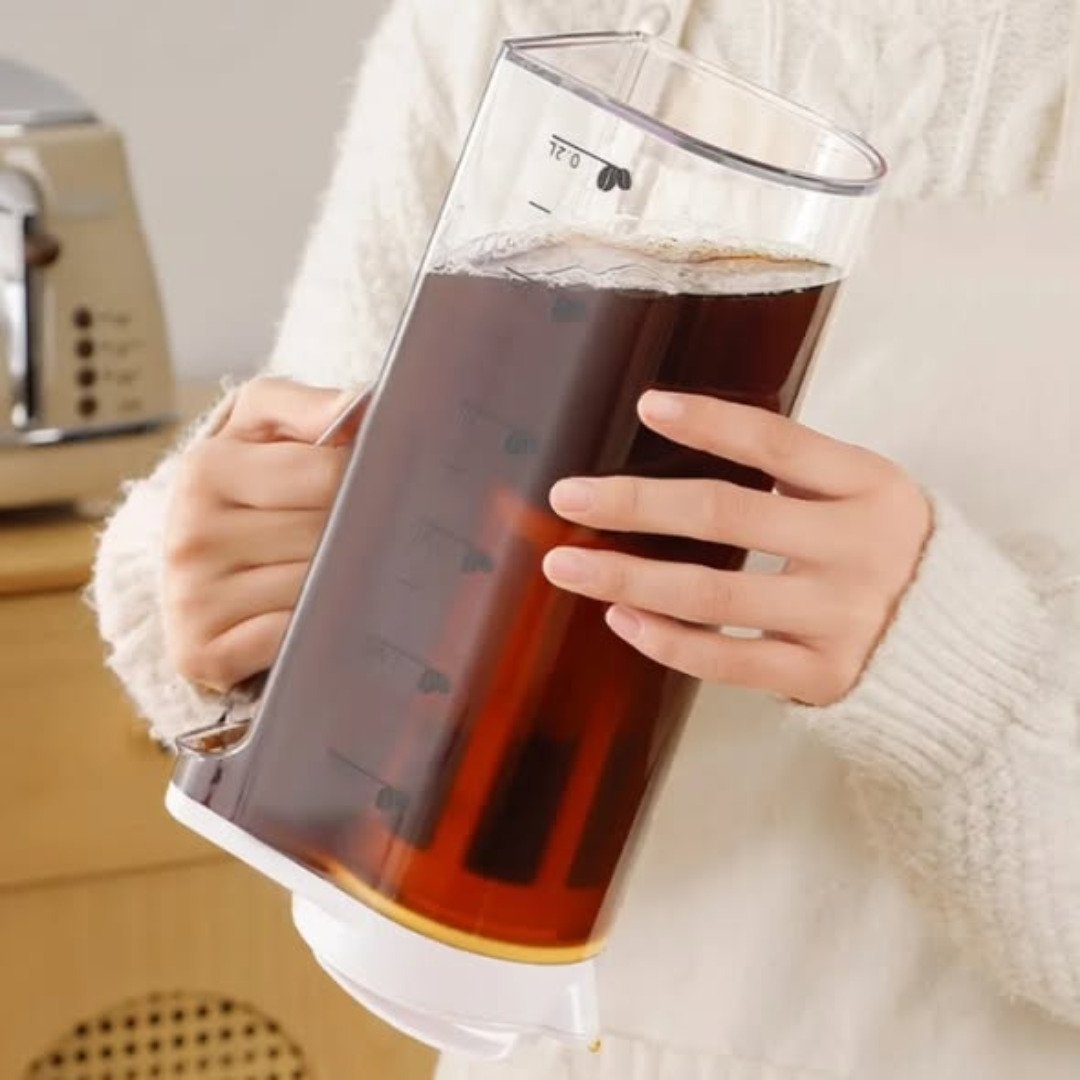 Airtight Acrylic Jug