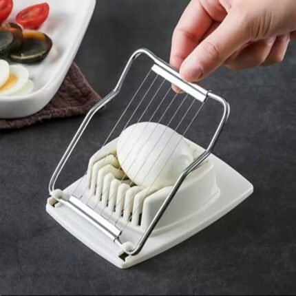 Egg slicer