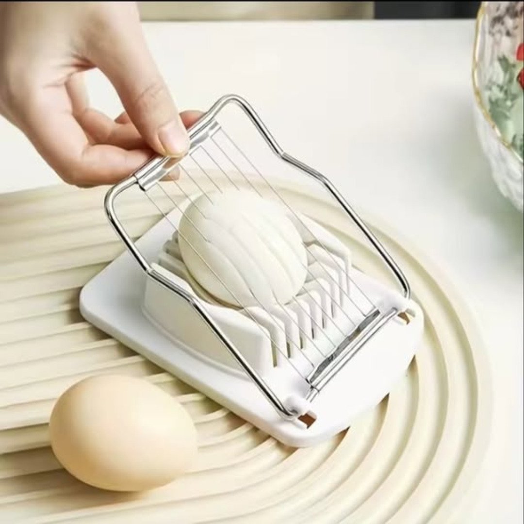 Egg slicer