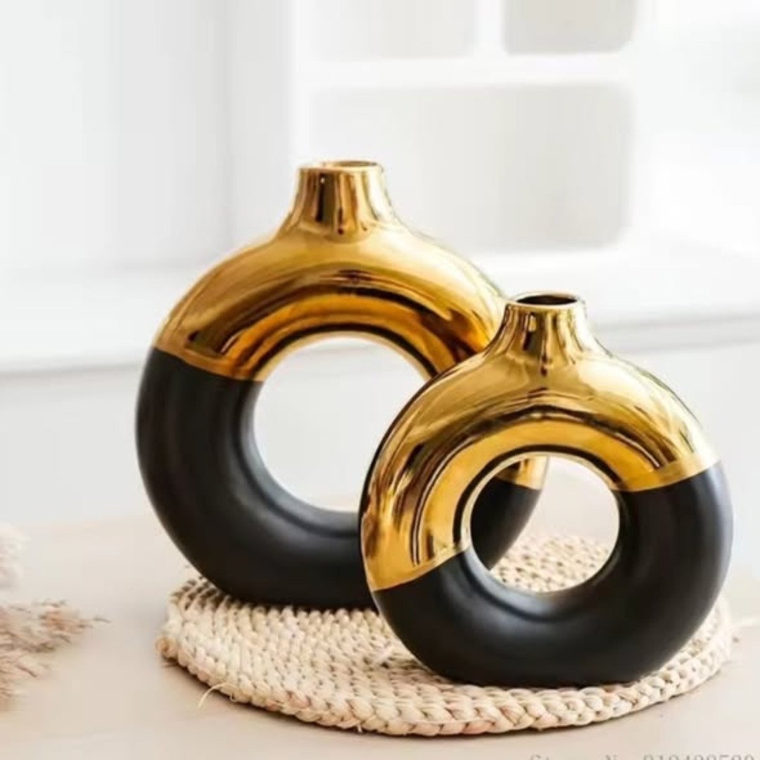 Black Gold Donut Flower Vase