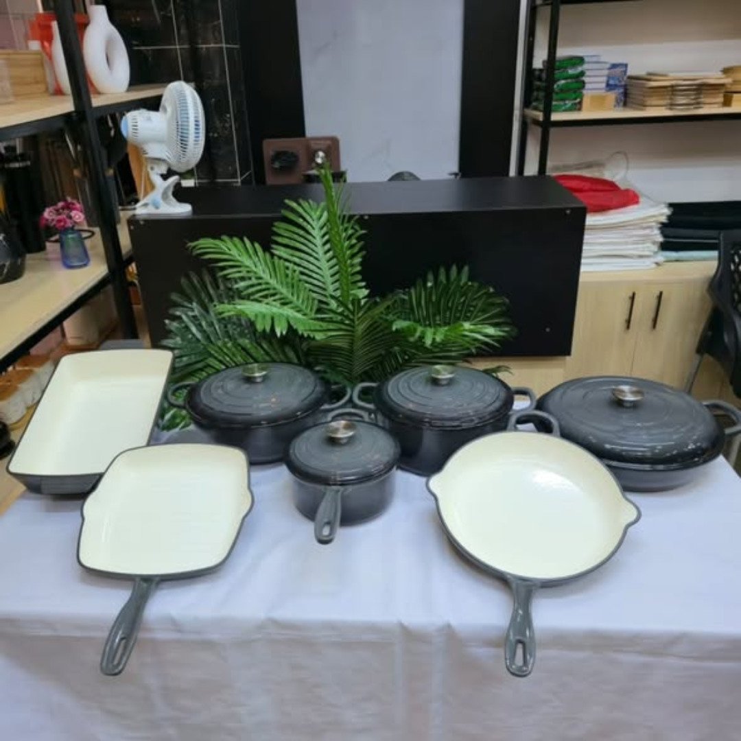 Enamel Cast Iron Cooking Pots