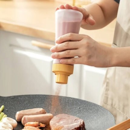 Seasoning/sauce dispenser bottle