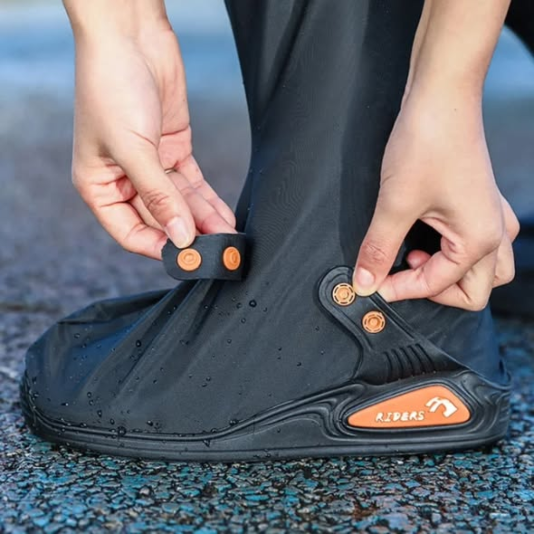 Waterproof shoes cover