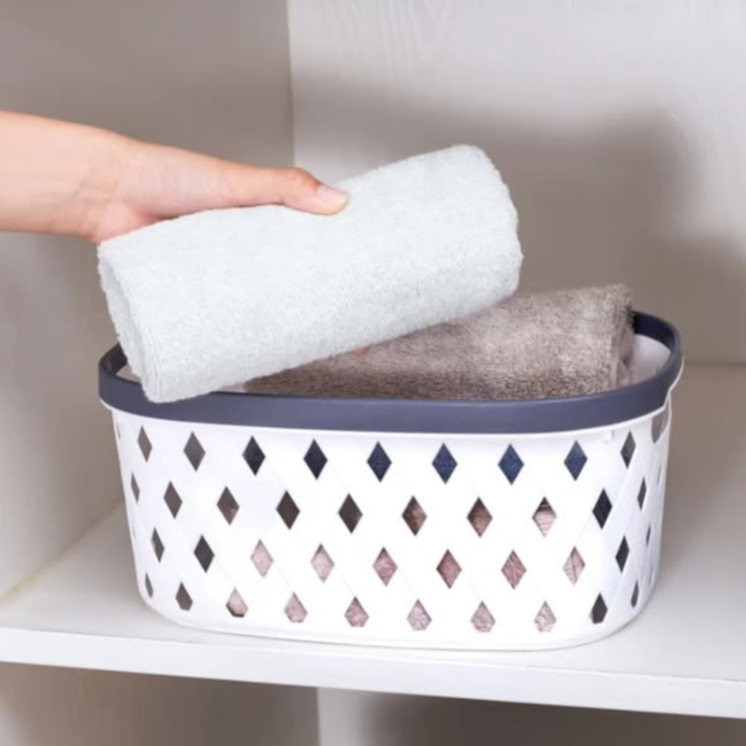 Multi Colored Plastic baskets