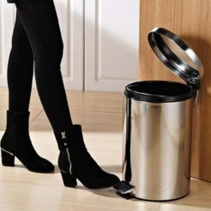 Stainless steel Pedal Dustbin