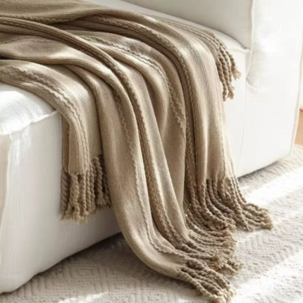 Throw Blanket with Tassels