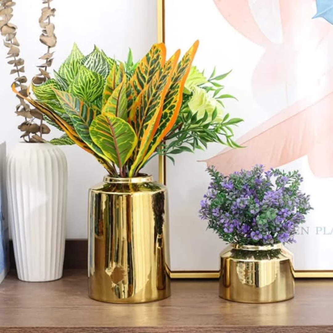 Plain gold ceramic vases