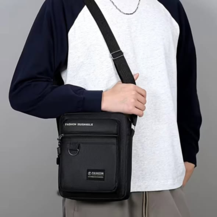 Lightweight multifunctional crossbody messenger bag