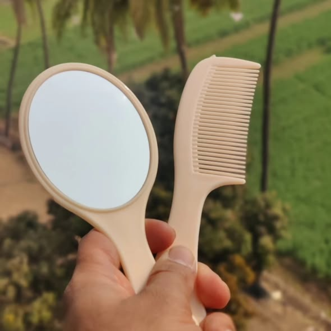 Hand mirror comb set