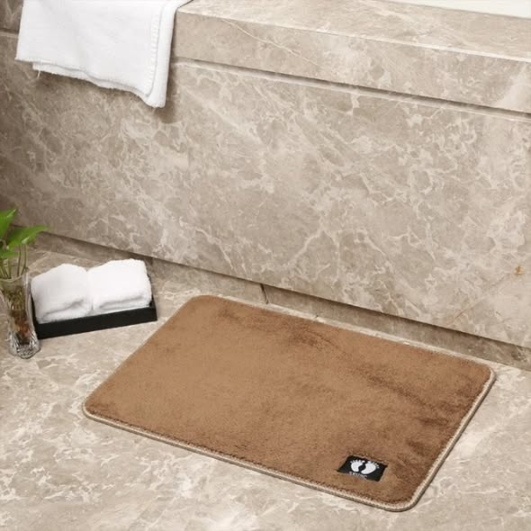 Antslip and absorbent door mats