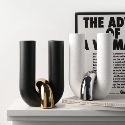 Noir Curve Vase
