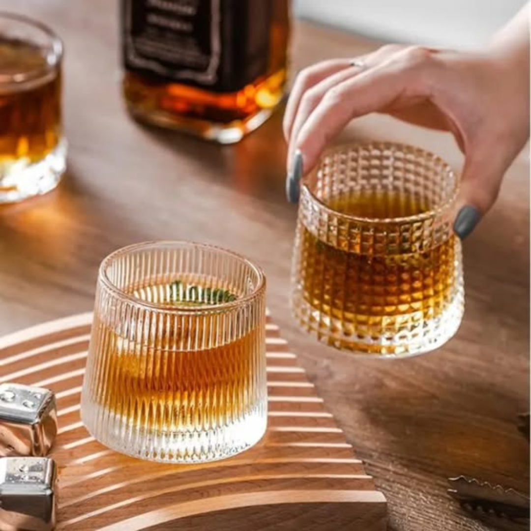 6pcs 360° spinning whiskey glass