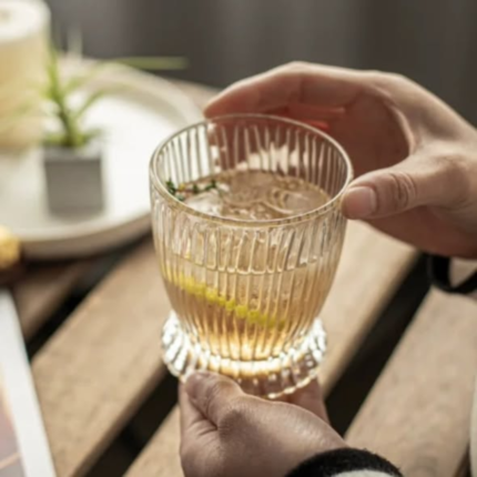 Vertical stripe water glass set with tray
