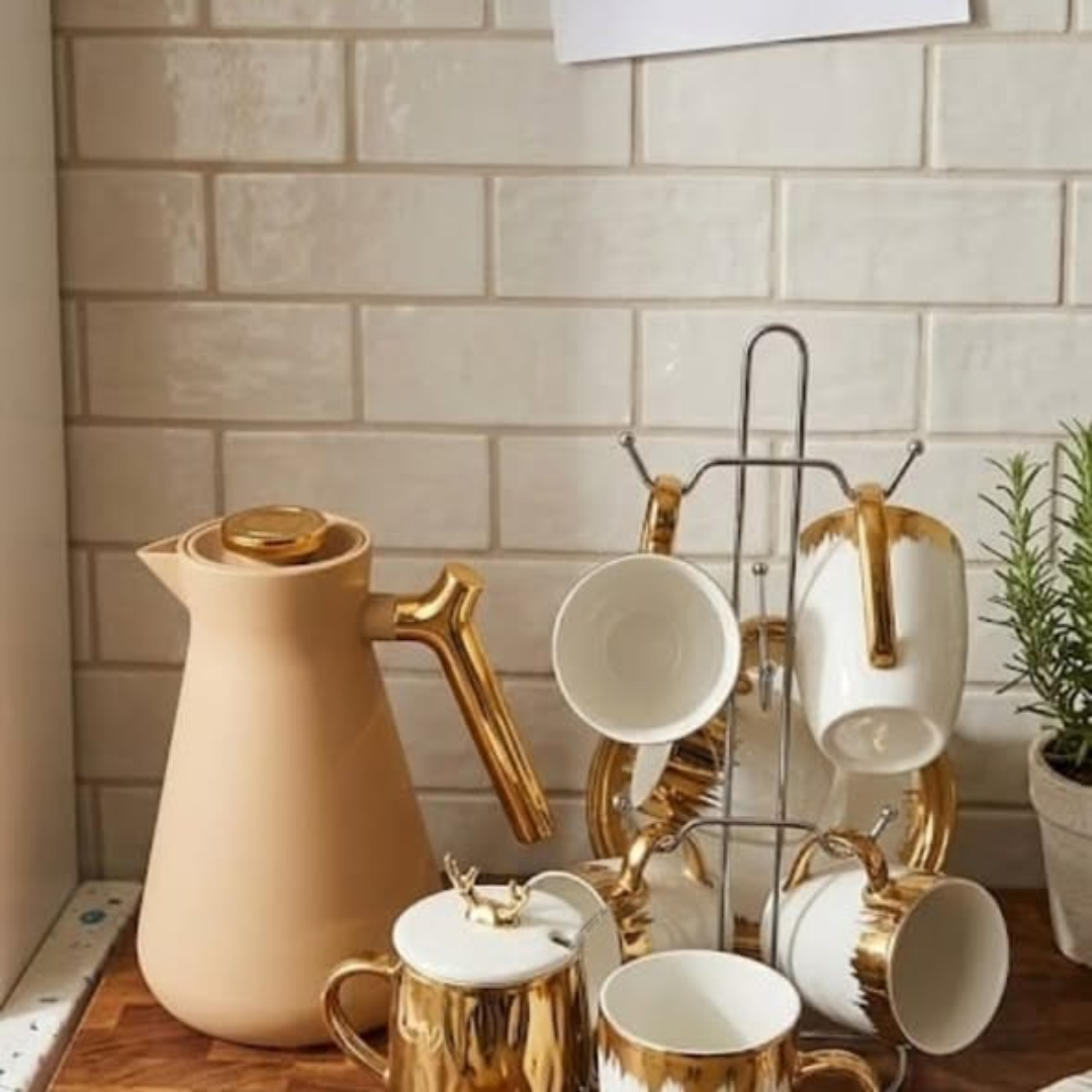 Velvet Gold Tea Set