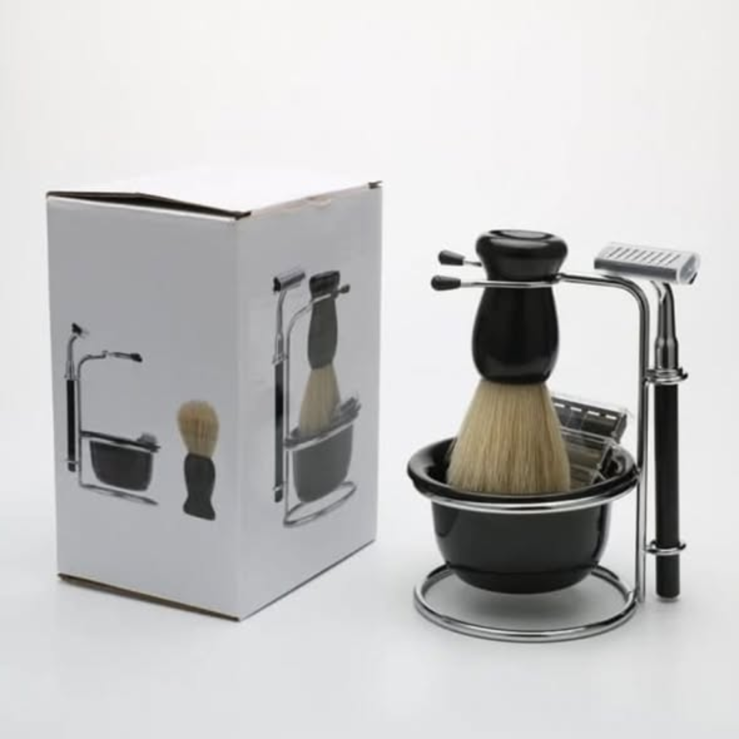 4 In 1 Men's Shaving Kit