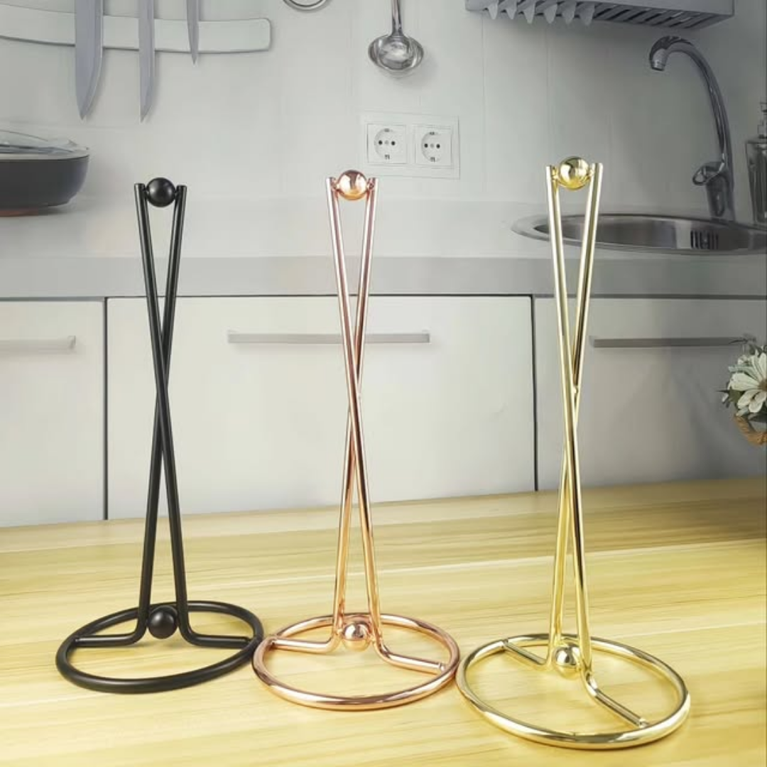 Vertical Iron Paper Towel Holder